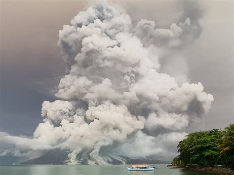 mount ruang eruption video